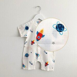 NWT Cute Boys Rocket Ship & Planets Baby Romper Sleep N' Play One-Piece 24M